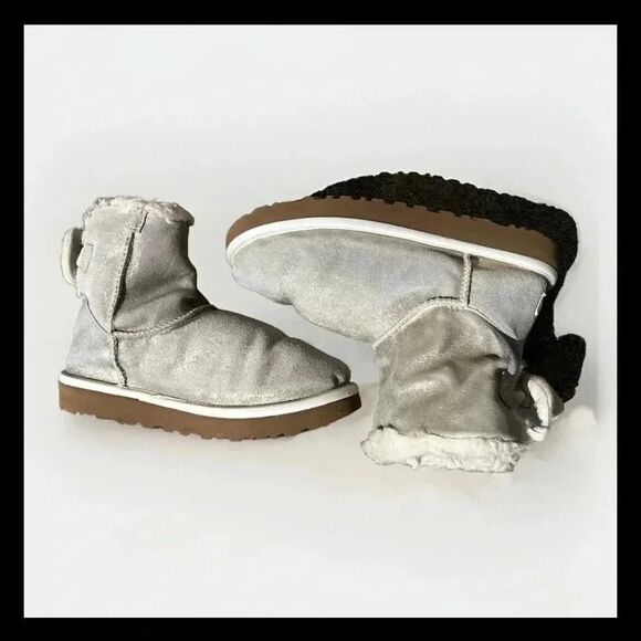 UGG PLATINUM GOLD SPARKLE FUR BOW SUEDE SHEEPWOOL BOOTS SIZE US 7/ EUR 38 - Picture 8 of 9